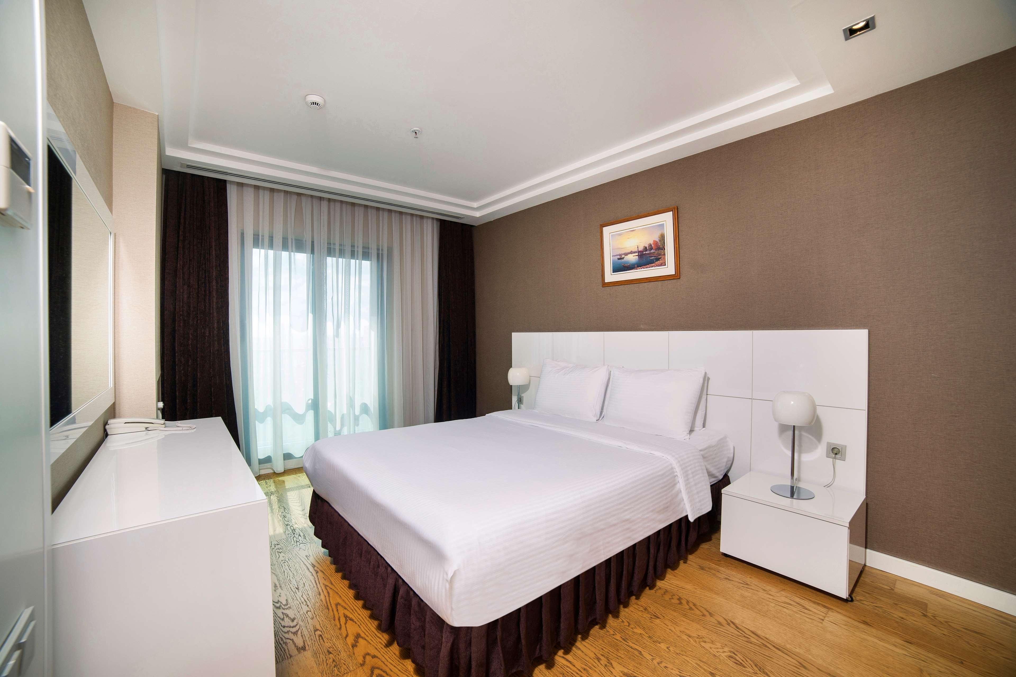 Radisson Residences Avrupa TEM Istanbul Bagian luar foto