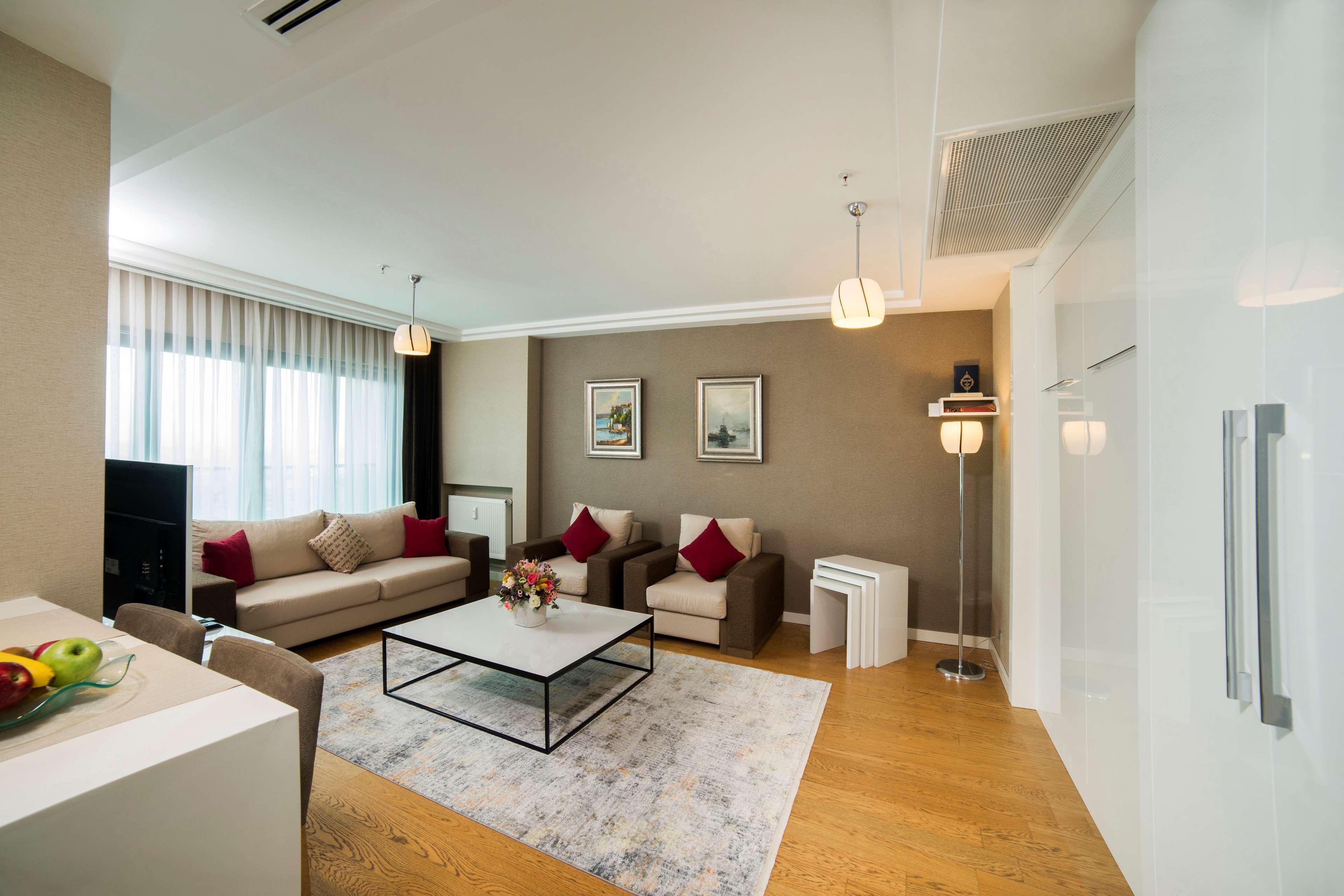 Radisson Residences Avrupa TEM Istanbul Bagian luar foto